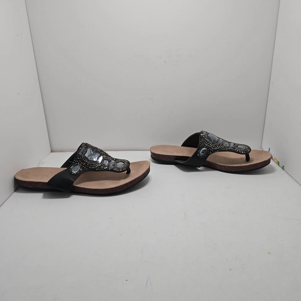 Simply Vera Vera Wang Womens Black Leather Embellished Thong Sandals Size 7 Med - Image 4 of 4