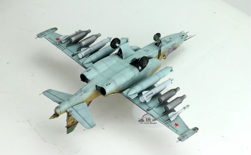 Preventa Modelo ruso SU-25 Frogfoot 1:48 Pro Built - Imagen 22 de 24