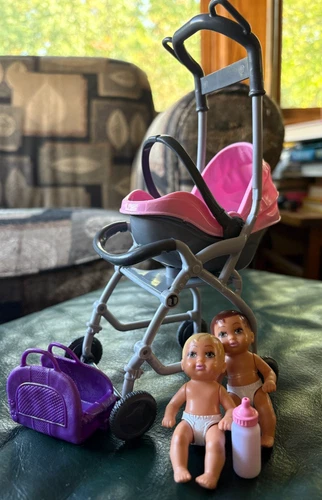 Barbie Skipper Babysitter Playset Stroller Carseat Two Baby Dolls Bottle 2018