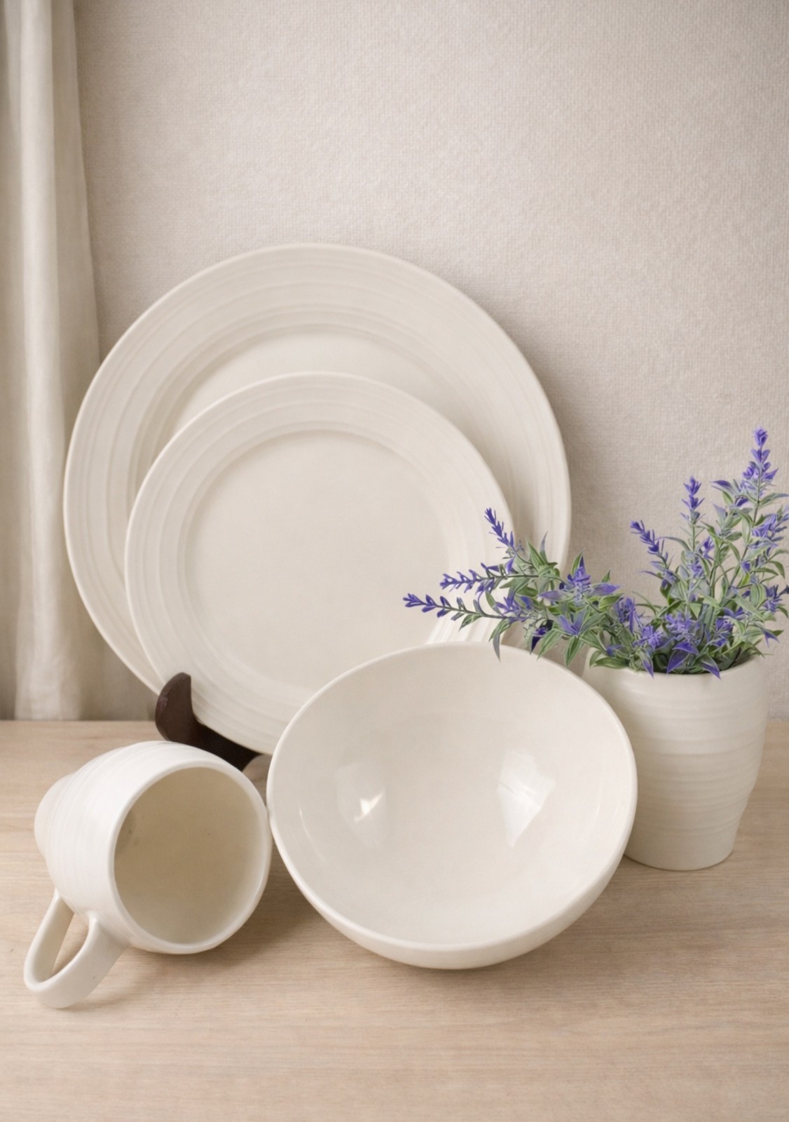 Ting - White, Embossed Rings