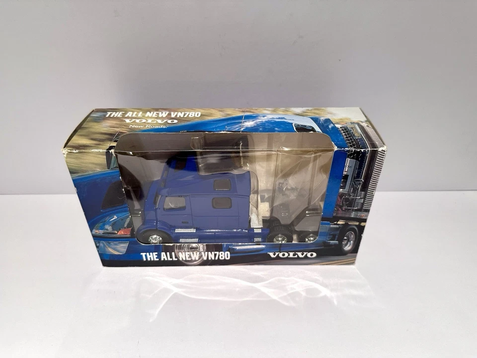 Eligor Volvo VN 780 Blue 1/43 Scale Diecast Model Truck 200065 Rare - Image 2 of 4