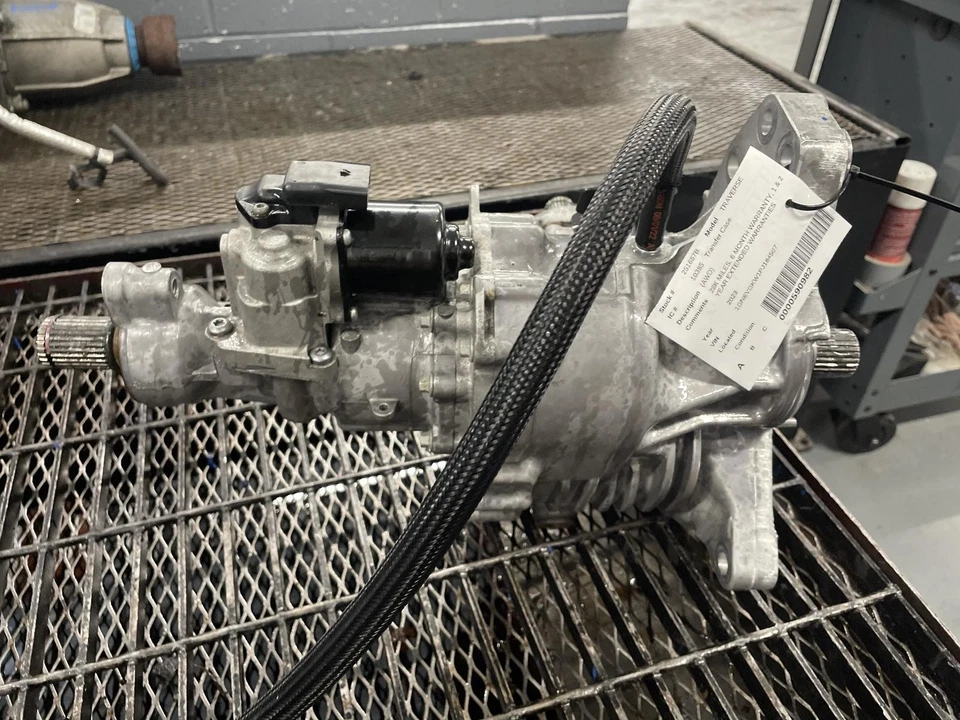 '18-'24 CHEVROLET TRAVERSE Transfer Case AWD 28k miles 6 Month Warranty! - Image 3 of 4