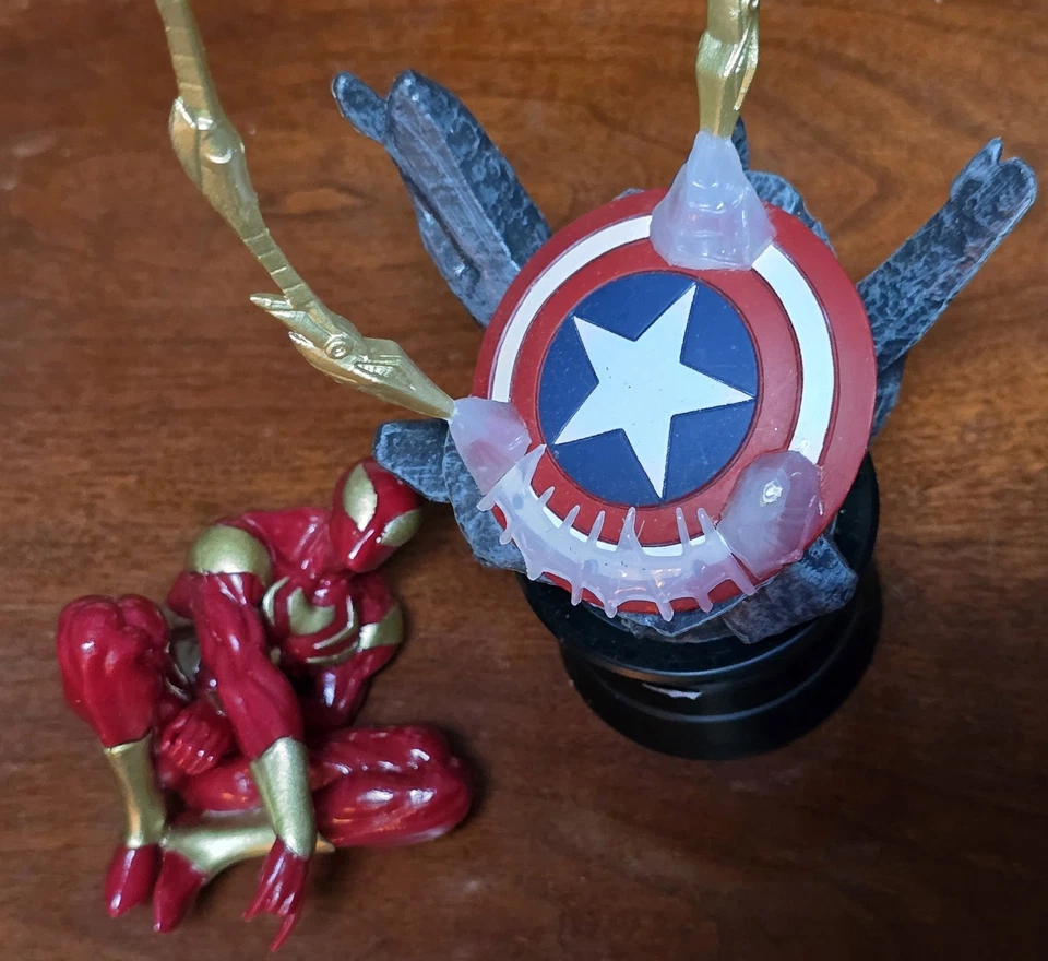 Figura 6" Marvel Beast Kingdom D-Stage Iron Spider-Man Diorama Etapa 015 Dañada  Foto 4 de 4