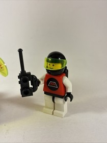 Lego M-Tron 6833 Beacon Tracer- 100% Complete With Box No Manual