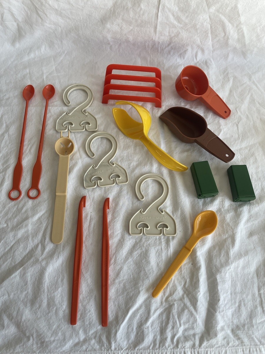 Vintage 15 Piece Set TUPPERWARE Hostess Party Favors Giveaways
