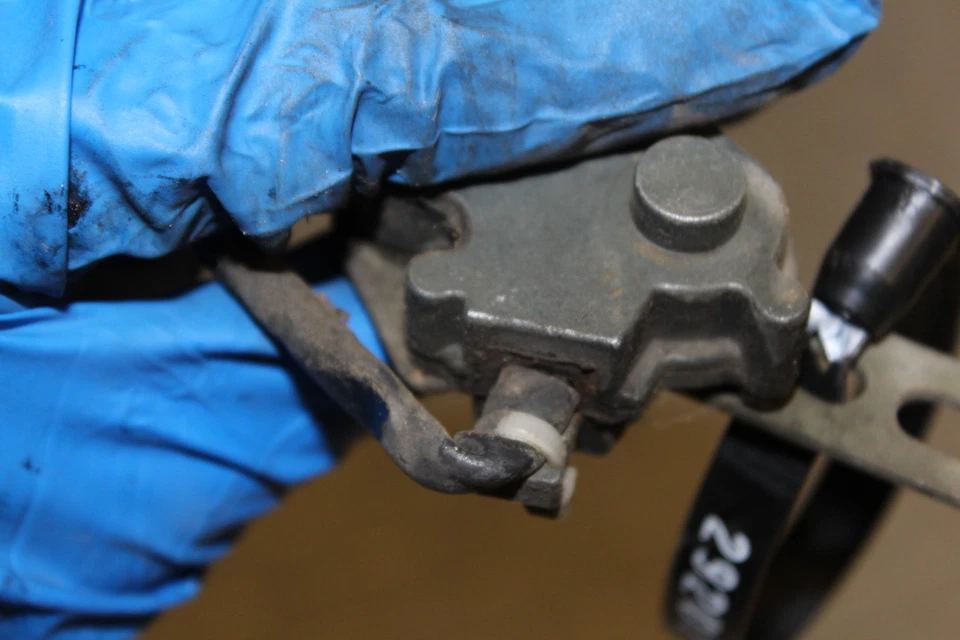 2007 KAWASAKI NINJA 500R EX500 KICKSTAND SIDE KICK STAND SENSOR - Image 2 of 4