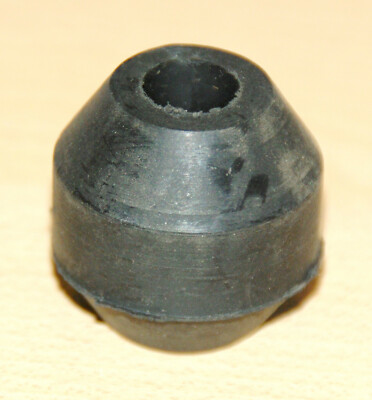 82-9064 Gummi Tank Singles rubber central mount BSA Triumph 40-8085 F9064
