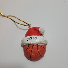2019 Basketball and Santa Claus Hat Christmas Ornament