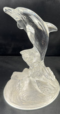 Kristallglas Skulptur Springender Delfin auf Welle Sammlerstück
