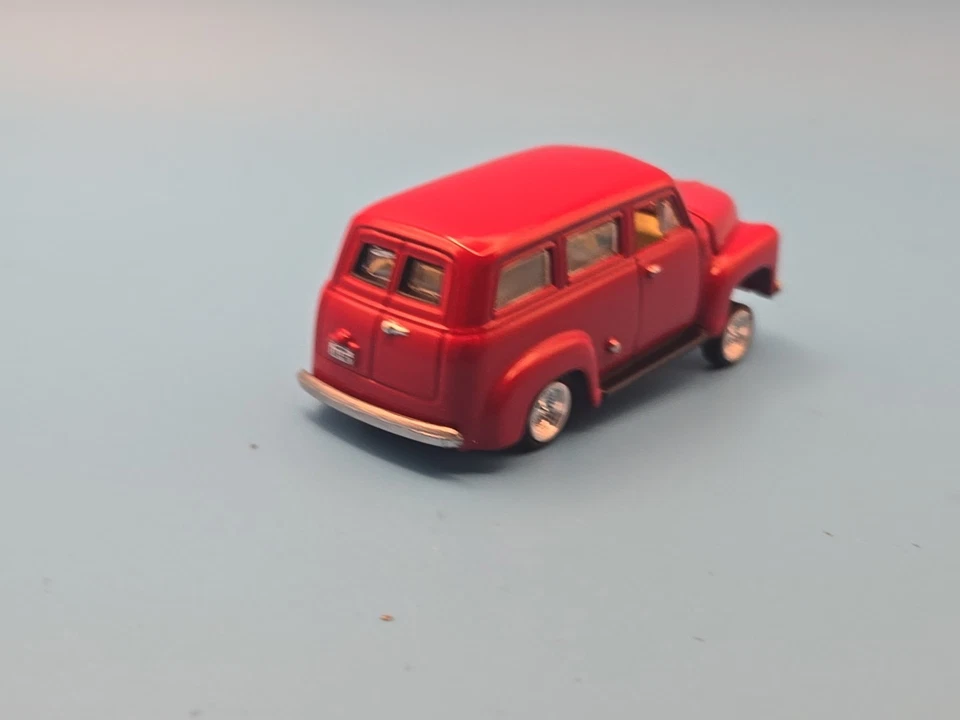 Johnny Lightning 1950 Chevy Panel Delivery White Lightning - Image 3 of 4