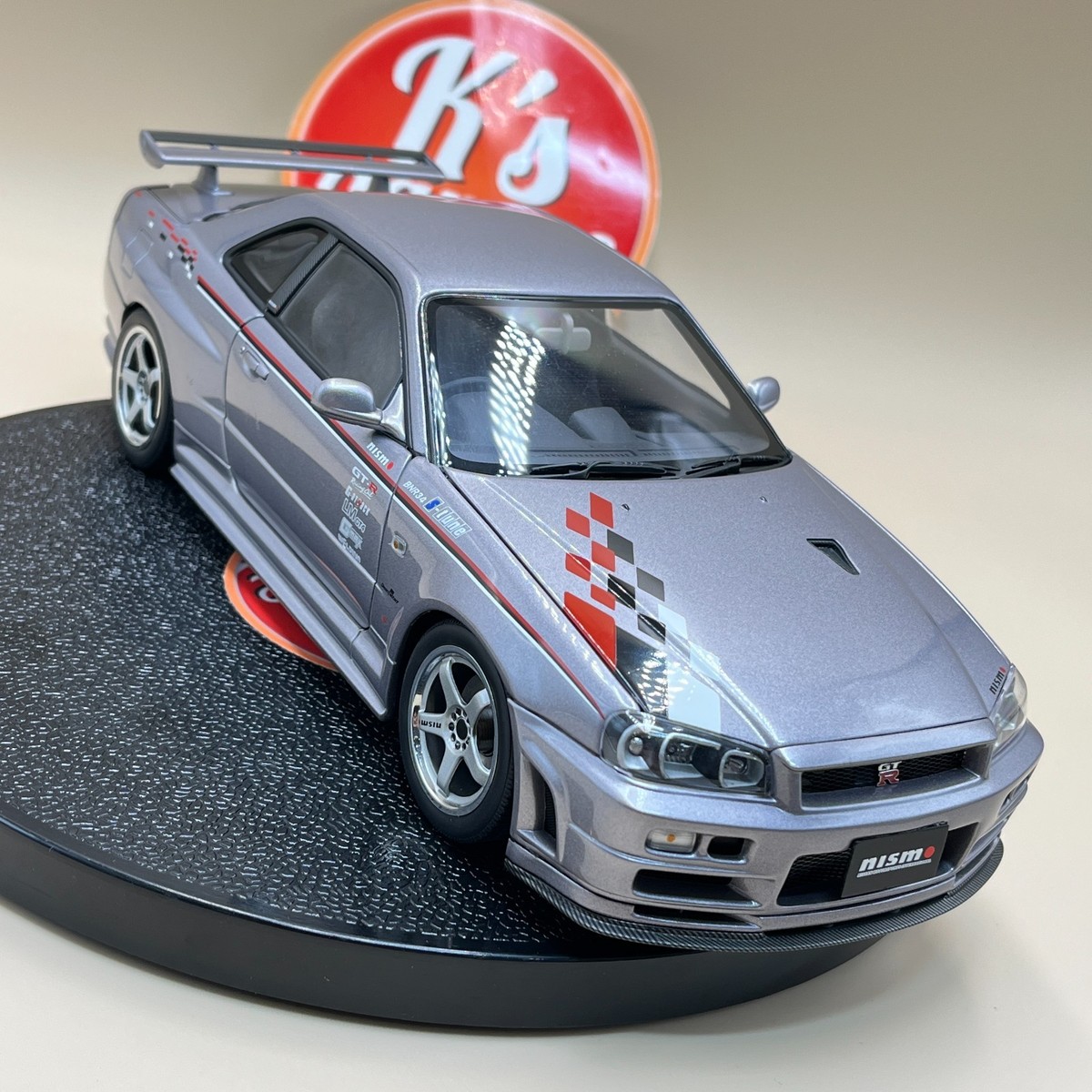 AUTOart 1/18 Nissan Skyline GT-R R34 S1 S-Tune nismo silver 77358