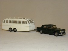 ANCIENNE VOITURE MINIATURE PLASTIQUE NOREV PEUGEOT 404 N°51 + CARAVANE HENON 91