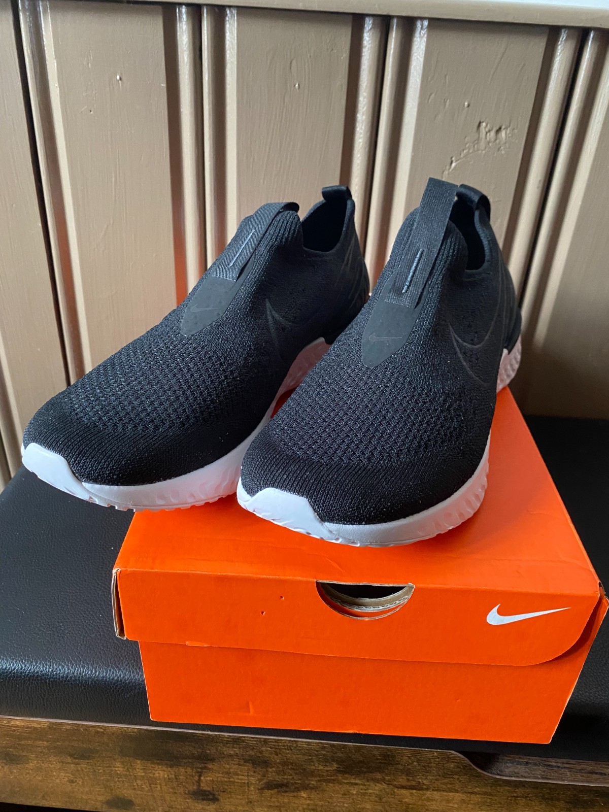 Nike Epic Phantom React Flyknit. UK 7.5 Black Black White. BNWB. BV0415 00 Rare! image 5