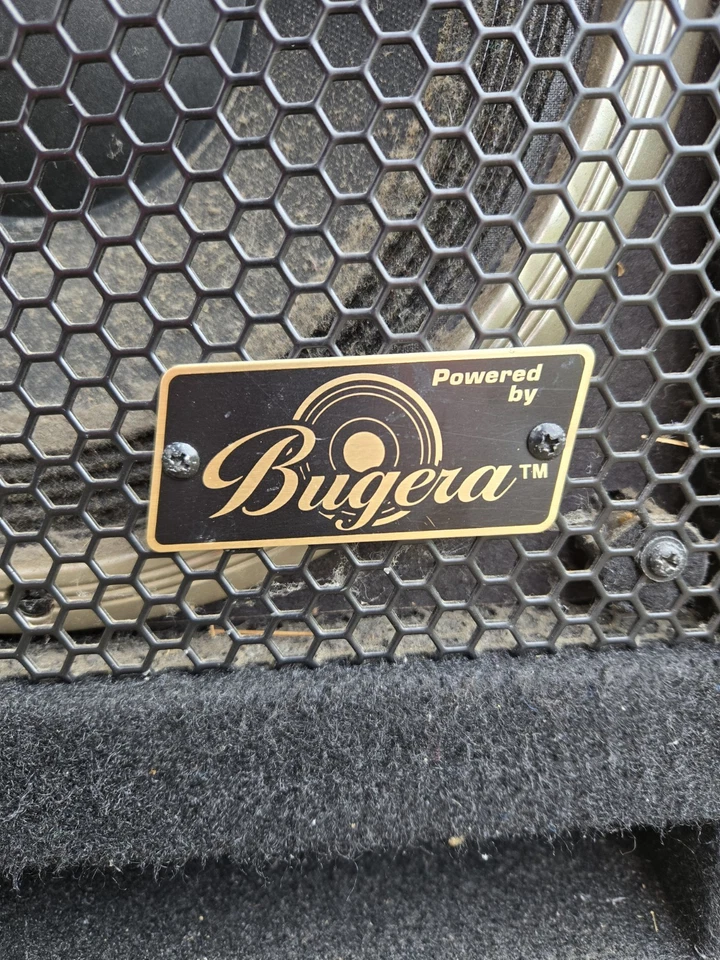 BERINGER ULTRABASS SPEAKER SET WITH AMPLIFIER  MODEL BB410 / BX4500 - image 2 of 4