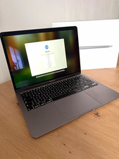 Apple MacBook Air 13 Zoll (2020) i3 256 GB Laptop Space Grau