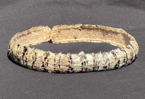 Vtg Hawaiian Feather Lei Cream / Tan w Black Markings 24"(AHB)