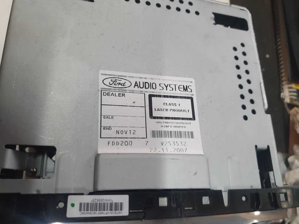 Original Ford Radio CD 6000 CD  7M5T18C815BA mit Code (6-5) - Bild 2 von 4