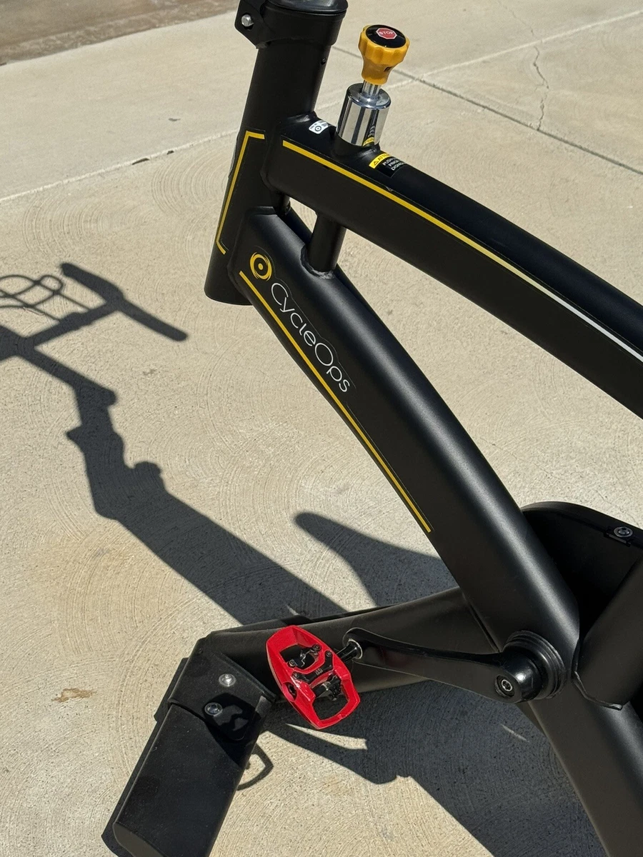 CycleOps Phantom 5 Indoor Cycle Trainer. Award Winning State Of The Art Trainer