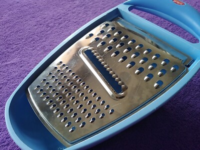 SNIPS Reibe Blau Made In Italy Neuwertig