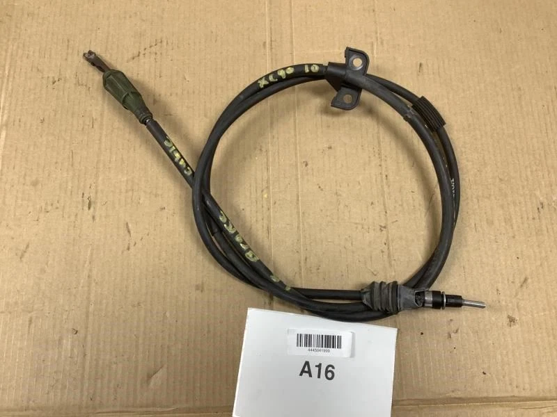 Volvo XC90 2008 cable de freno de estacionamiento de emergencia trasero izquierdo OEM+ Foto 4 de 4