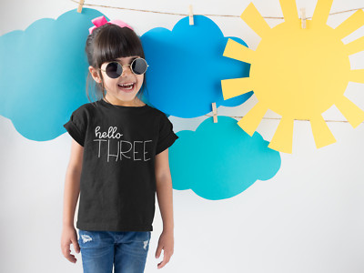 Hello Three Kinder T-Shirt Geburtstag Kinder Alter Geschenk Kinder Junge Mädchen Unisex 3.