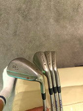 TaylorMade women’s ICW11 Iron Set RH 4 Clubs Regular Graphite SS