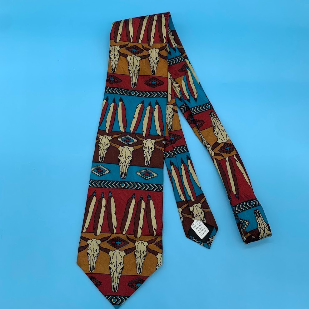 VTG Tie Tru-West Rockmount Ranch Wear Southwest Motif Mens Classic Silk Neck Tie