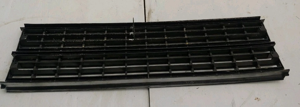 Parrilla para Dodge Caravan 1984 85 1986 nueva Foto 4 de 4