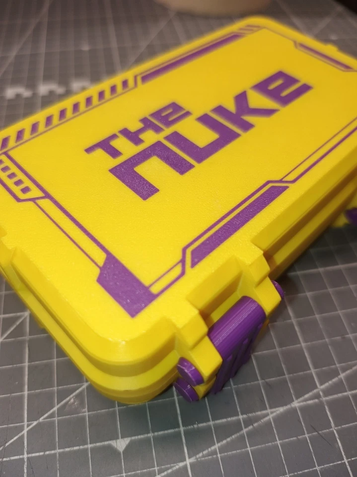 Estuche para dardos personalizado - Soporte resistente impreso en 3D para 3 dardos + repuestos - Imagen 2 de 4