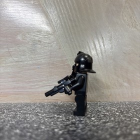 LEGO Star Wars Agent Alexandr Kallus Minifigure with Helmet SW0625 75158