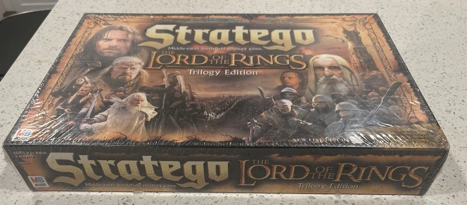 Stratego Señor de los Anillos Edición Trilogía SELLADO JUEGO NUEVO 07930420409 Foto 2 de 4