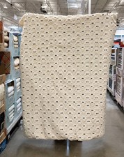 GHOST VIRAL TIK TOK COSTCO FAUX FUR HALLOWEEN FALL THROW NWT SAME DAY SHIP 