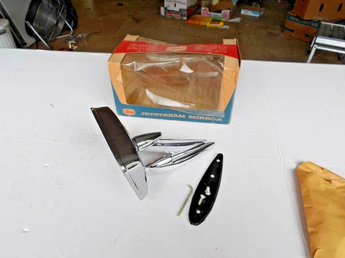 NOS VINTAGE 1960's 1970's UNIVERSAL SIDEVIEW MIRROR JETSTREAM CAR OR PICKUP USA