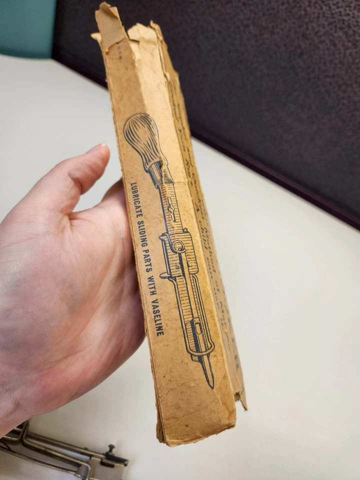 Vintage Bluenose Rug Hooker Tool For Hooked Yarn Rugs 7152 - Image 4 of 4