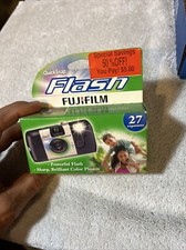 Fuji Film Disposable Camera Quick Snap Flash 27 Exposure 800 Speed Color 2019-04