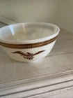 VINTAGE PYREX EARLY AMERICAN EAGLE 1 1/2 QUART BOWL