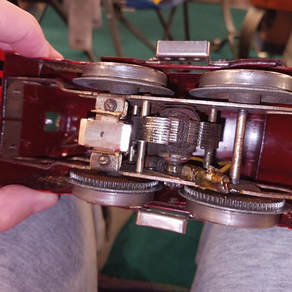 Lionel 33 Standard gauge prewar locomotive Square body Maroon - Image 2 of 4