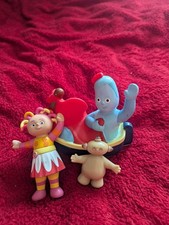 'In the Night Garden' action figure bundle-Upsy Daisy,Iggle Piggle,Makka Pakka