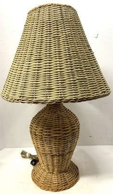 Vintage MCM Wicker Table Lamp w/ Shade 24  Tall Mid Century