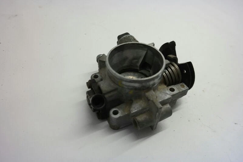 1997 1998 OLDSMOBILE ACHIEVA Throttle Body Throttle Valve Assembly 2.4L - Image 2 of 4