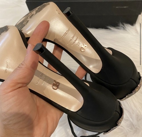 Rare Ruthie Davis X Minions Despicable Me Embellished Blaxk Sandal Heels 39 - Picture 7 of 11