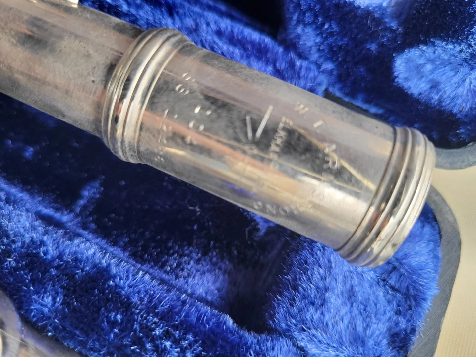 Vintage W.T. Flauta Plateada Armstrong Elkhart M2 C Boehm Modelo 104 con Estuche de Transporte Foto 4 de 4