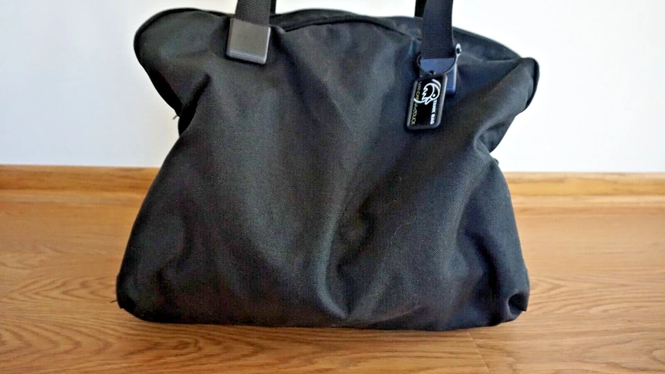 Mandarina Duck Nylon Weave Fashion Designer Duffel Bag Travel Weekender Bag - Image 4 of 4