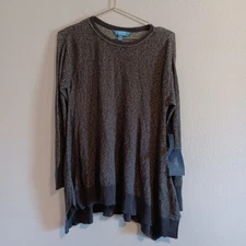 NEW Simply Vera Vera Wang Womens M Gray Long Sleeve Handkerchief Hem Tunic Shirt