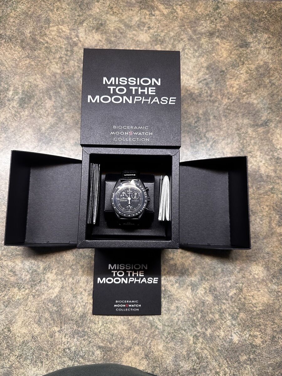 Omega x Swatch Mission To The Moonphase New Moon Snoopy Omega x Swatch Mission To The Moonphase New Moon Snoopy