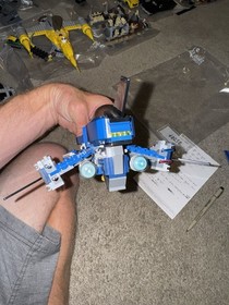 LEGO Star Wars: Anakin's Custom Jedi Starfighter (75087) With Astromech