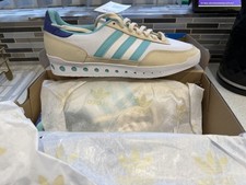 UK10- Oasis x size? Exclusive adidas Training PT “Album Covers” Definitely Maybe