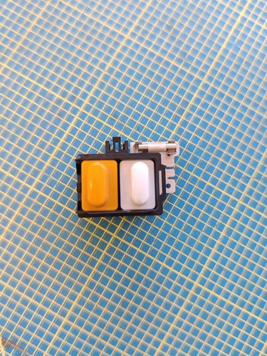 Miele Waschmaschine W3241 Drucktastenschalter Schalter Taste M.Nr: 06663140