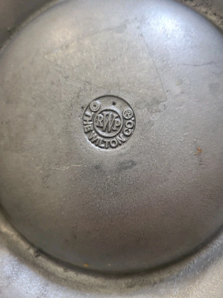 Wilton Armetale Cast Aluminum Metal Chip & Dip Platter 14" - Image 3 of 3