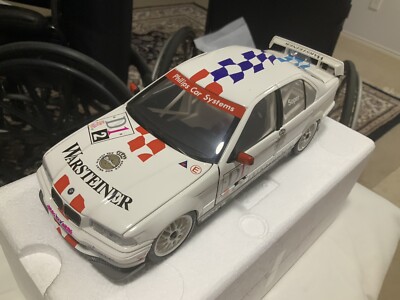 ミニカー BMW 320i STW 1:18 UT models 1:18 UT 1996 BMW 320i Team Bigazzi Racing STW-Cup Car Steve